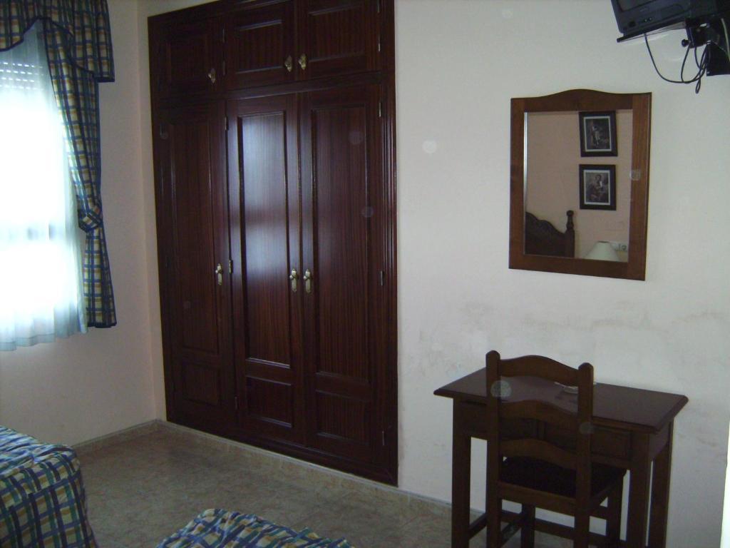 Hostal El Poligono Hotell Lucena Rum bild